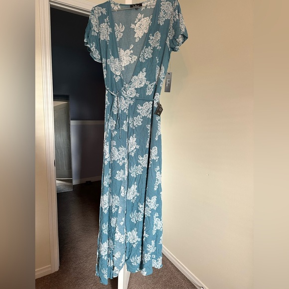 Lulus Dresses & Skirts - Lulu's Teal Blue Floral Wrap Maxi Dress